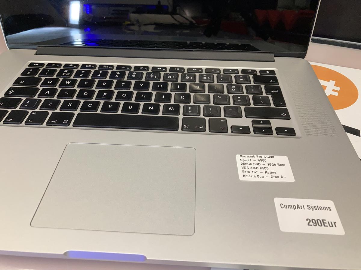 MacBook Pro A1398 - foto 2