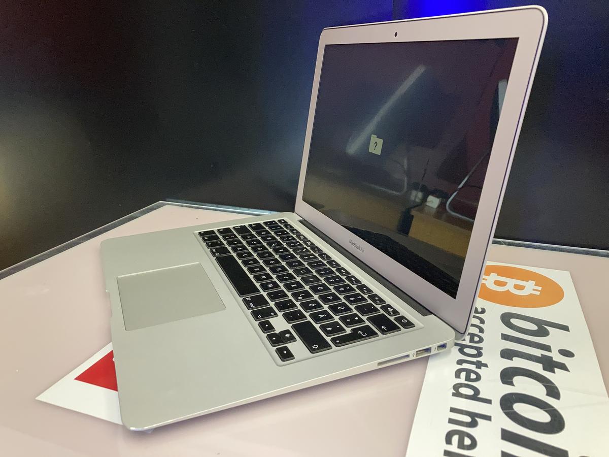 MacBook Air A1466 - foto 2