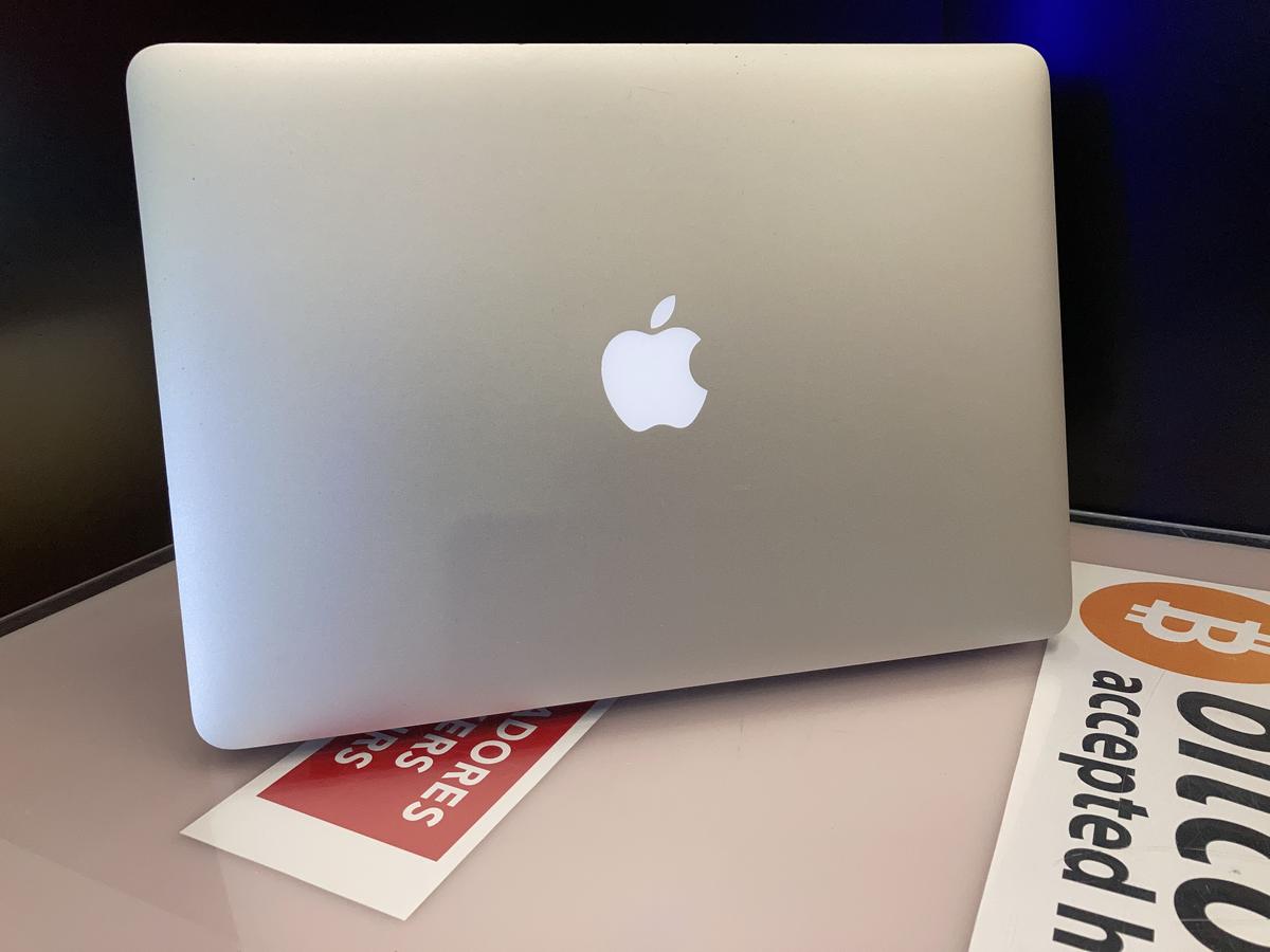 MacBook Air A1466 - foto 3